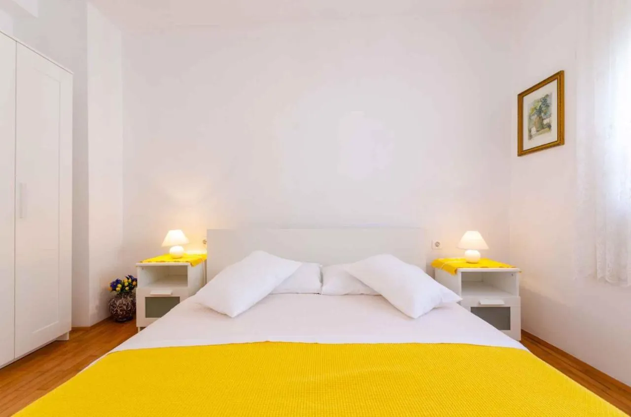 Apartment In Crikvenica 14216 Kroatien