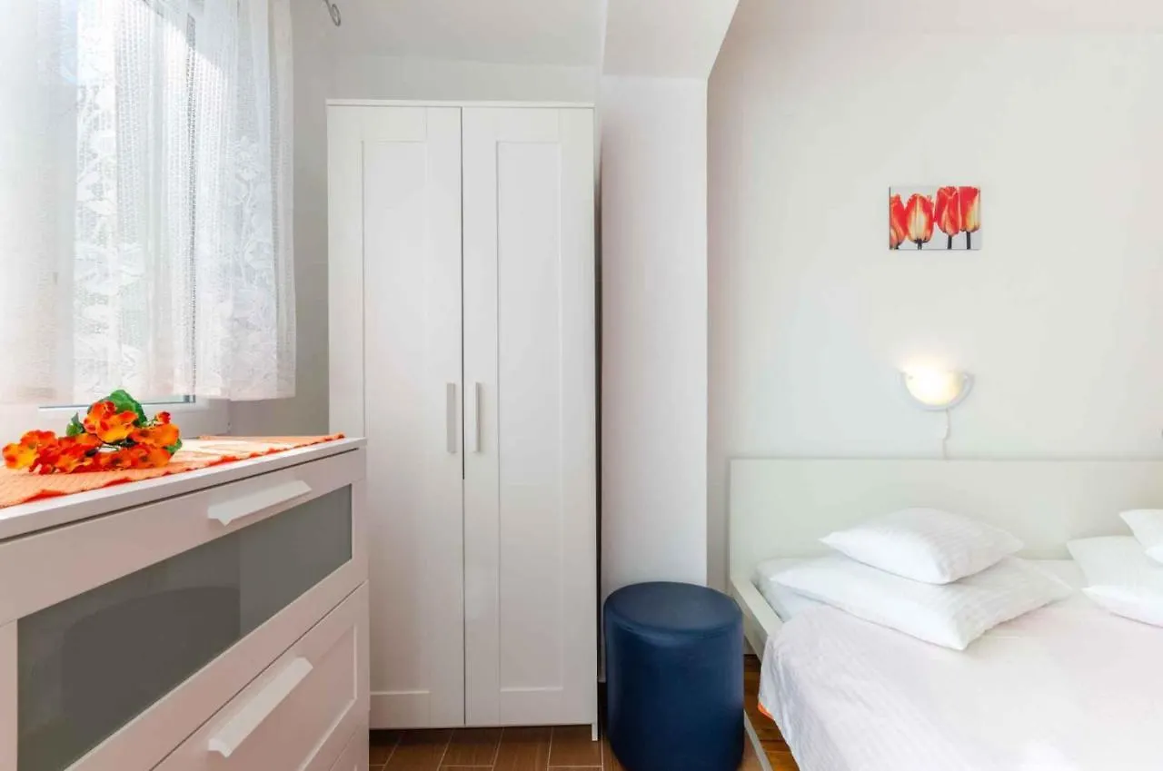 Apartment In Crikvenica 14216 Kroatien
