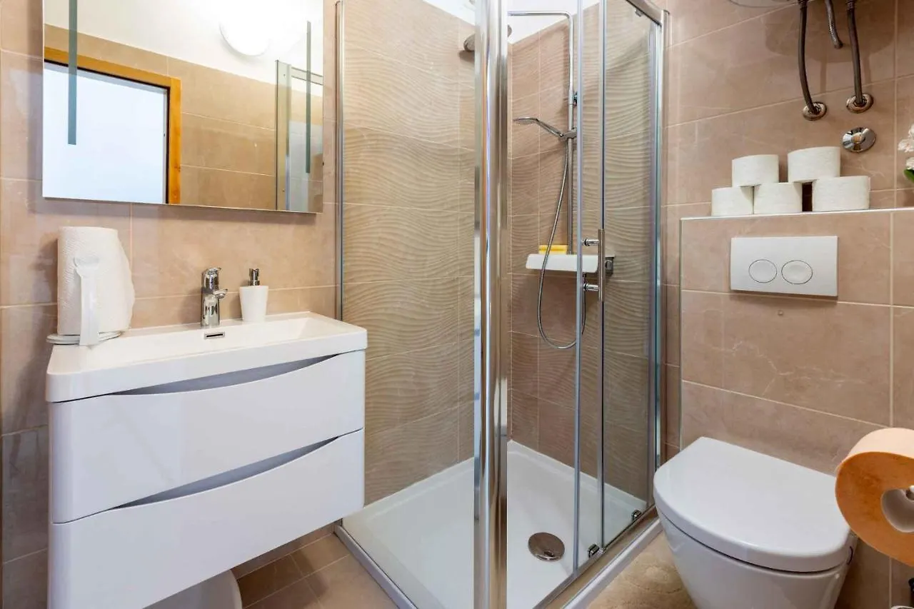 Apartment In Crikvenica 14216