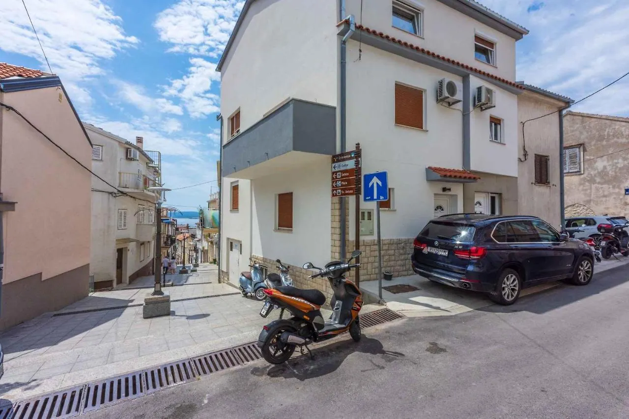 Apartment In Crikvenica 14216 Kroatien